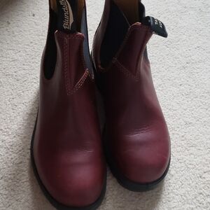 Blundstone Burgundy Leather Boots